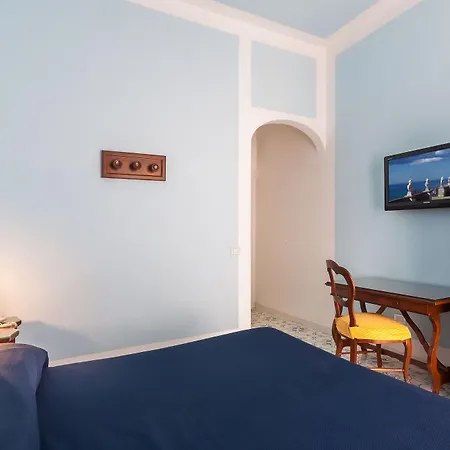Mignon Meuble Hotel