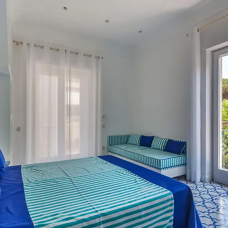 Hotel Mignon Meuble