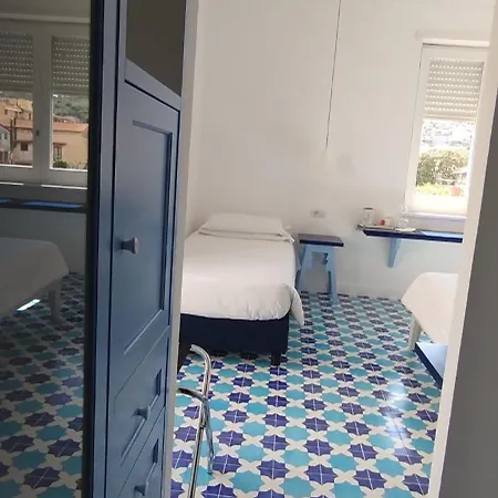 Hotel Mignon Meuble