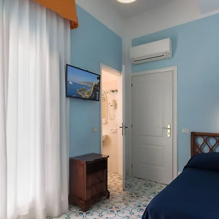Mignon Meuble Hotel