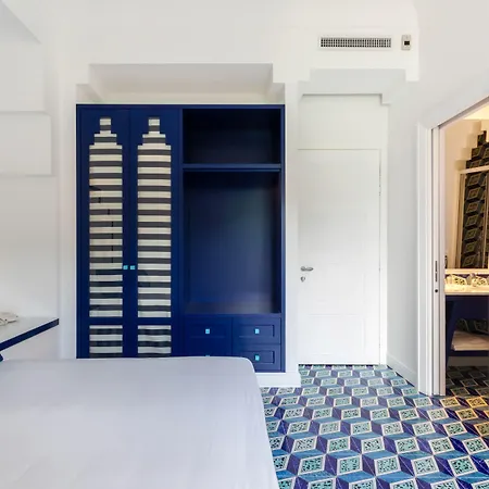 Hotel Mignon Meuble