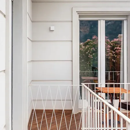 호텔 미뇽 뮤블레 소렌토