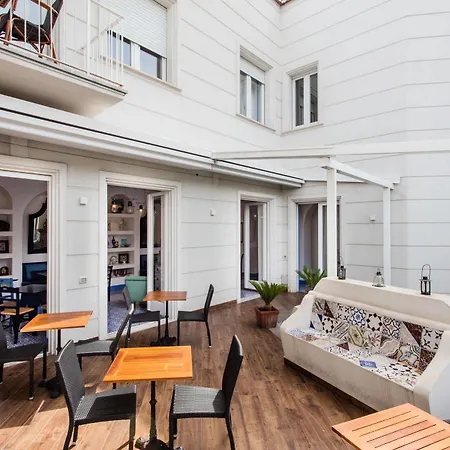 Mignon Meuble Hotel 3*